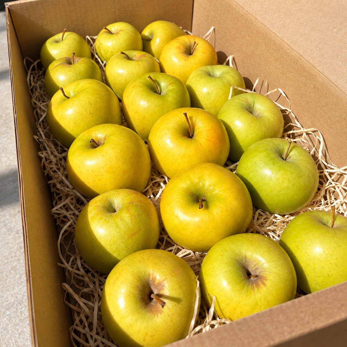 Caja Manzanas Amarillas Golden Delicious